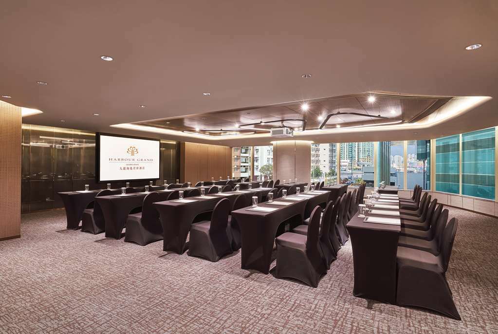 Harbour Grand Kowloon Hotel 5*