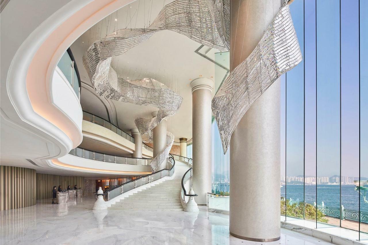 Hotel Harbour Grand Kowloon 5*